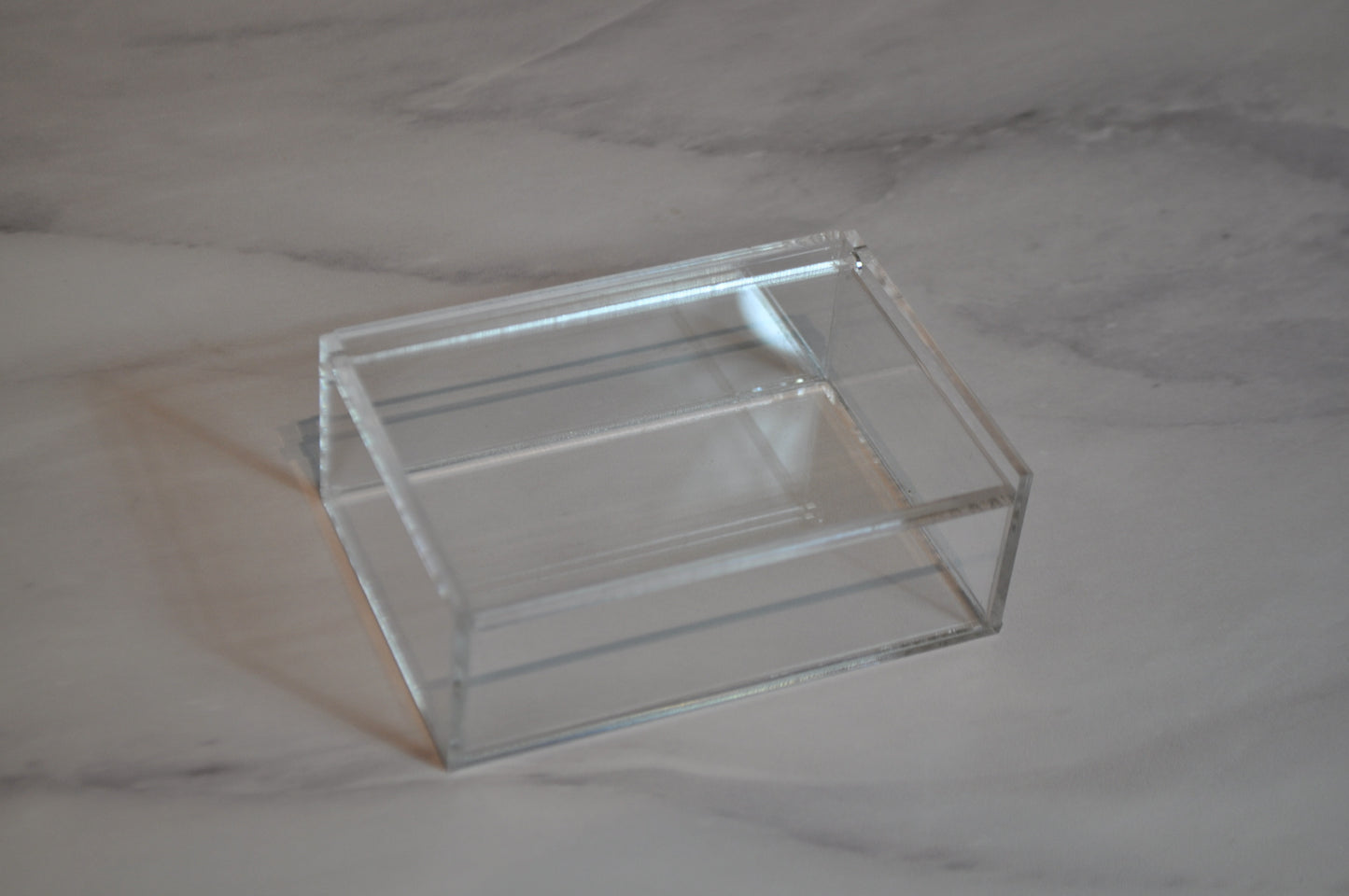 Caja transparente sencilla